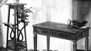 Consolle in stile con decorazione floreale